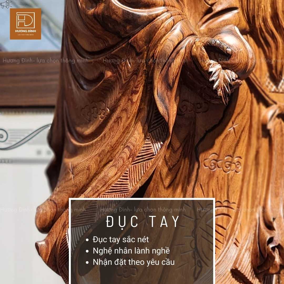 Tam đa gỗ hương được đục tay cẩn thận Tam đa gỗ hương được đục tay cẩn thận