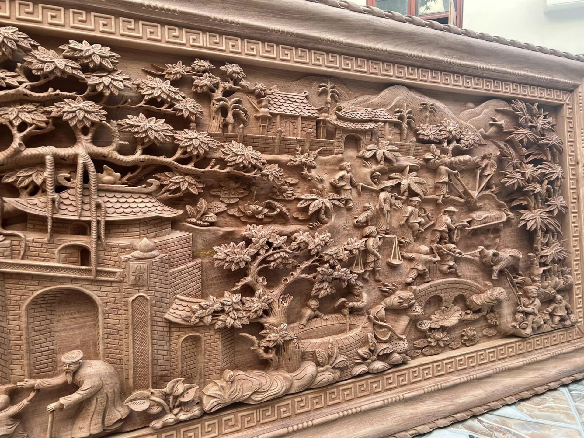 Tranh Gỗ Đồng Quê 268*107*8cm gỗ đỏ nam phi cao cấp