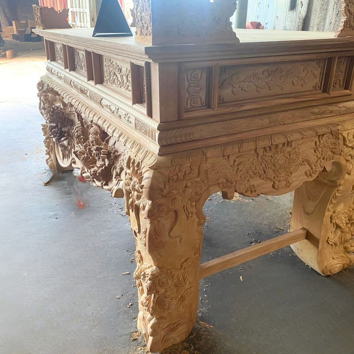 Gõ đỏ Tứ Linh Chân 24 mặt cạnh