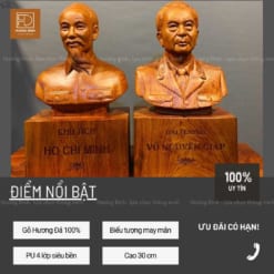 Hai bức tượng bán thân của chủ tịch Hồ Chí Minh và đại tướng Võ Nguyên Giáp. hai bức tượng được làm từ gỗ có màu nâu đỏ. Hai người mặc cái áo, có cổ áo bẻ ra. Hai bức tượng được đặt trên cái bục gỗ có ghi tên và năm sinh năm mất của từng người.